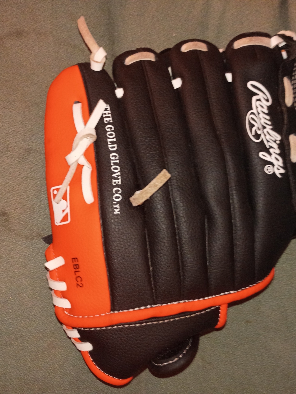 Rawlings Black & Orange Youth Baseball Glove 10.5in - Right Hand Throw - Picture 5 of 9